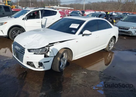 2019 Audi A4 45 Premium z USA, uszkodzony, nr VIN WAUDNAF4XKN019435
